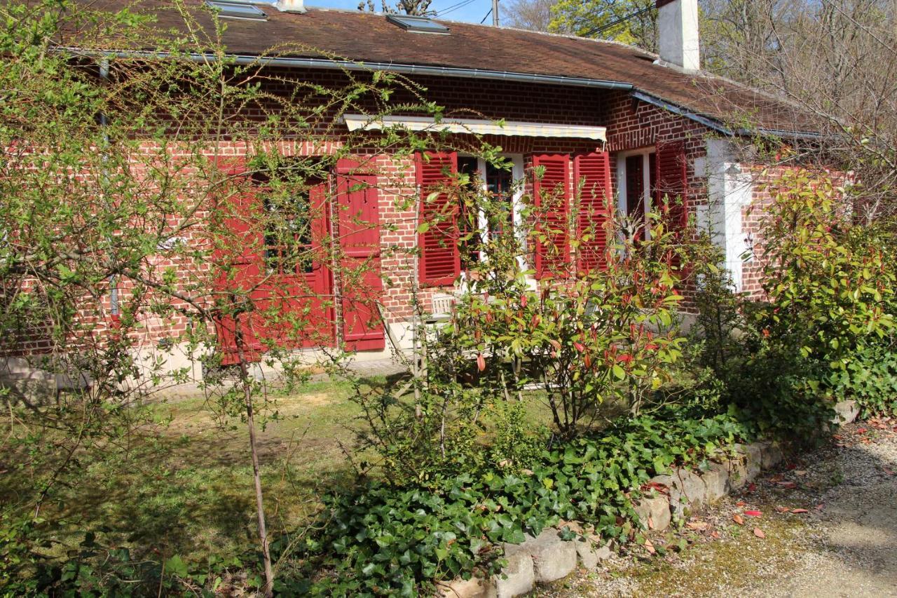 Hotel L'Ecurie De Vieux-Moulin Exterior foto