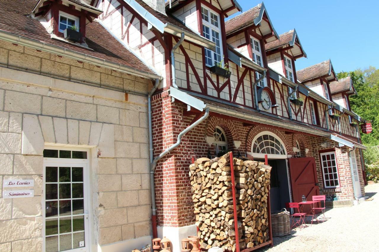 Hotel L'Ecurie De Vieux-Moulin Exterior foto