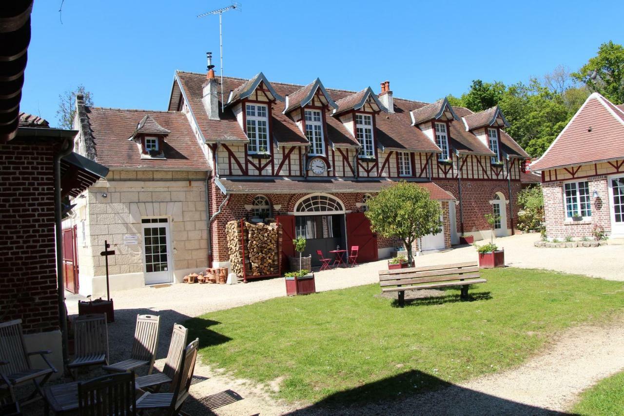 Hotel L'Ecurie De Vieux-Moulin Exterior foto